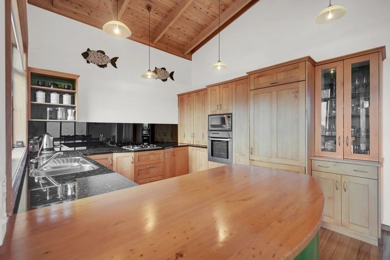 Photo of property in 39 Point Veronica Drive, Opua, 0200