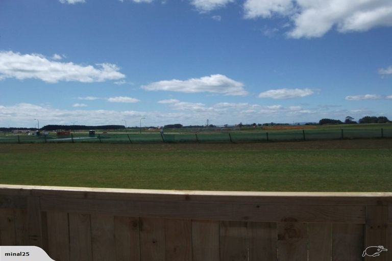 Photo of property in 9 Ponga Place, Papamoa Beach, Papamoa, 3118