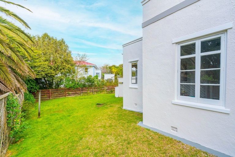 Photo of property in 14 Manly Street, Paraparaumu Beach, Paraparaumu, 5032