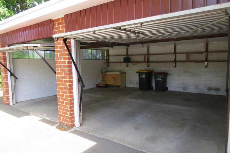 Photo of property in 87 Withells Road, Avonhead, Christchurch, 8042