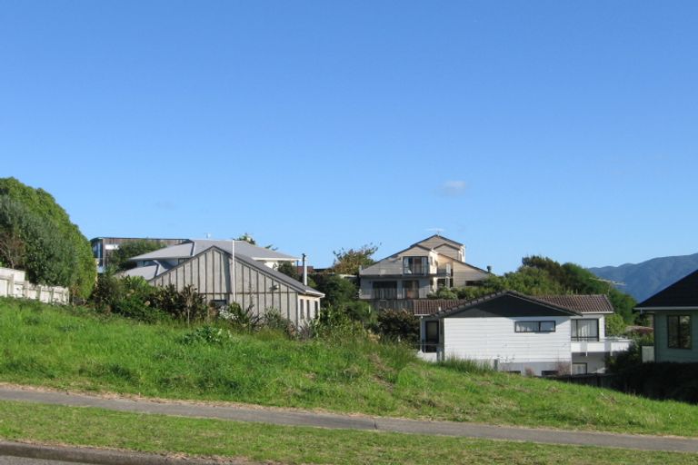 Photo of property in 6 Pine Ridge Terrace, Waikanae Beach, Waikanae, 5036