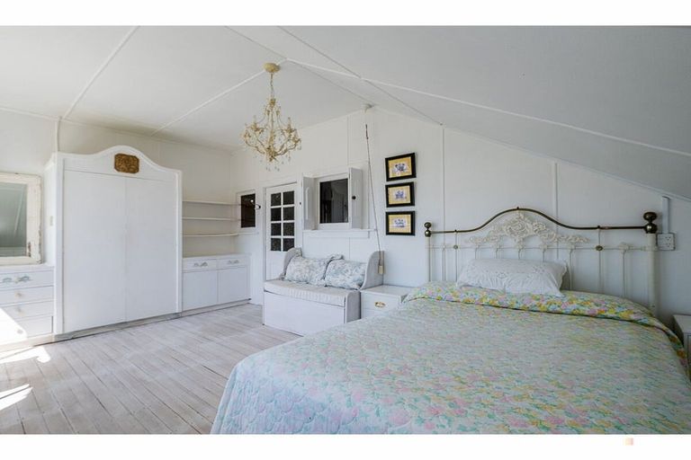 Photo of property in 165 High Street, Waimate, 7924