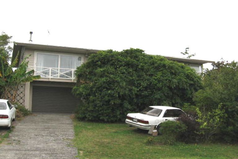 Photo of property in 3 Blakeborough Drive, Forrest Hill, Auckland, 0620