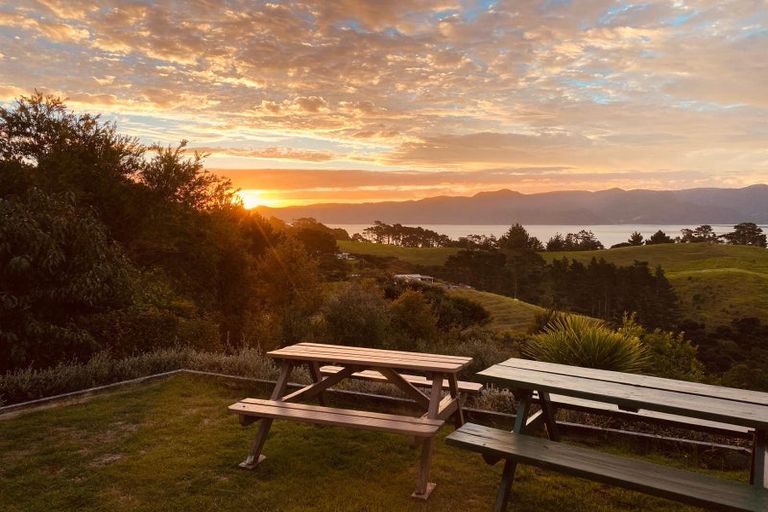 Photo of property in 130a Wattle Bay Road, Manukau Heads, Awhitu, 2684