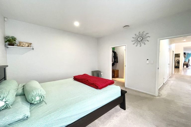 Photo of property in 23 Liberation Road, Papakura, 2110