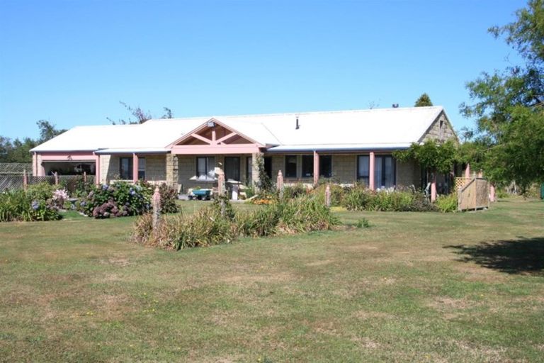 Photo of property in 100 East Road, Stratford, 4392