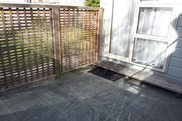 Photo of property in 21 Constable Street, Newtown, Wellington, 6021