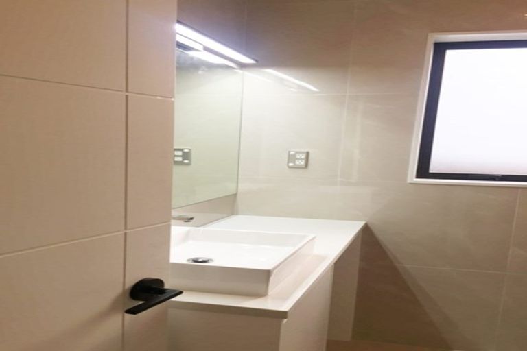 Photo of property in 11 Eastfield Avenue, Flat Bush, Auckland, 2019