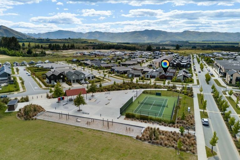 Photo of property in 4 Mount Burke Street, Wanaka, 9305