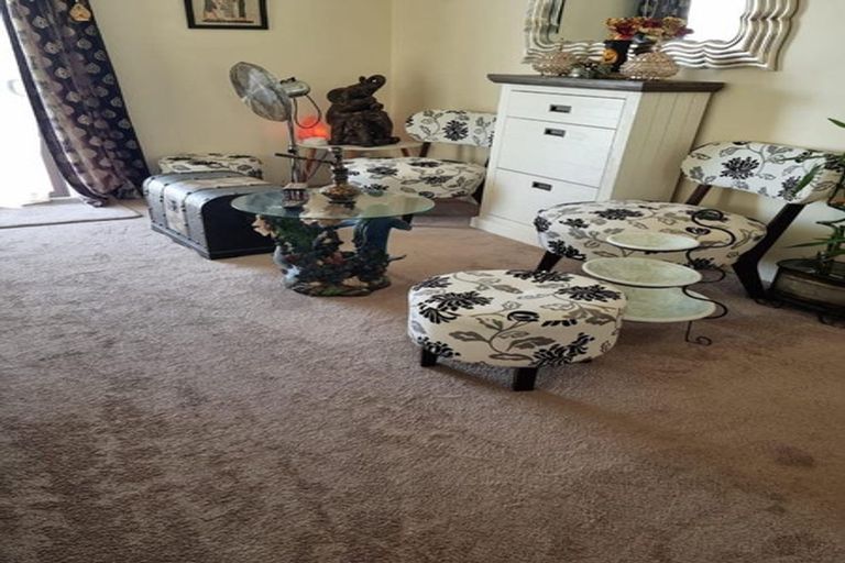 Photo of property in 4/29 Aeronautic Road, Takanini, 2112