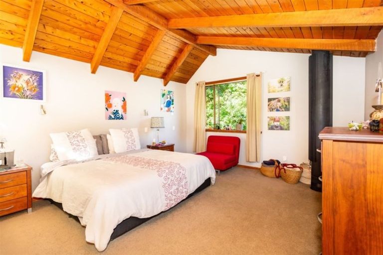 Photo of property in 189 Main Road, Allandale, Lyttelton, 8971