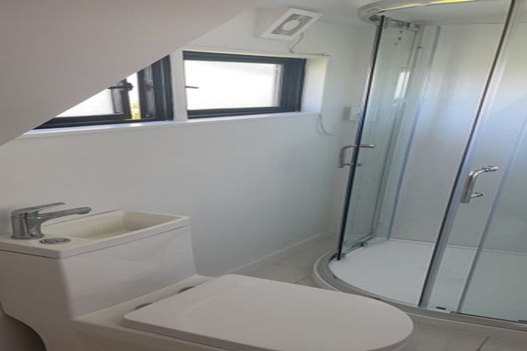 Photo of property in 31 Kotare Street, Fendalton, Christchurch, 8041