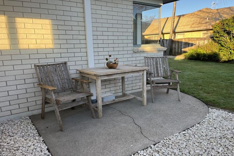 Photo of property in 17 Lavender Place, Papamoa Beach, Papamoa, 3118