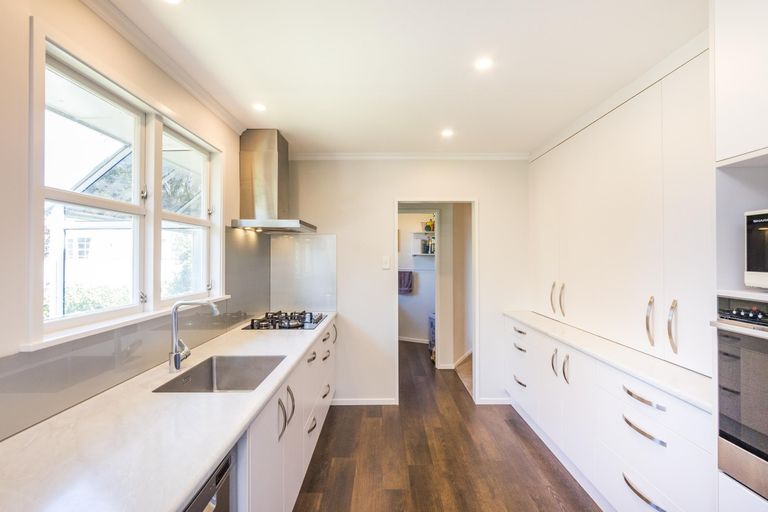 Photo of property in 104 Long Melford Road, Awapuni, Palmerston North, 4412