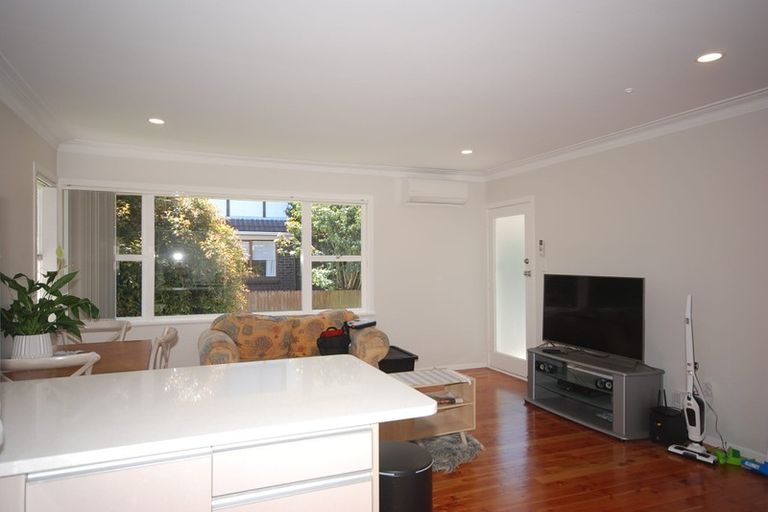 Photo of property in 3/654 Manukau Road, Epsom, Auckland, 1023