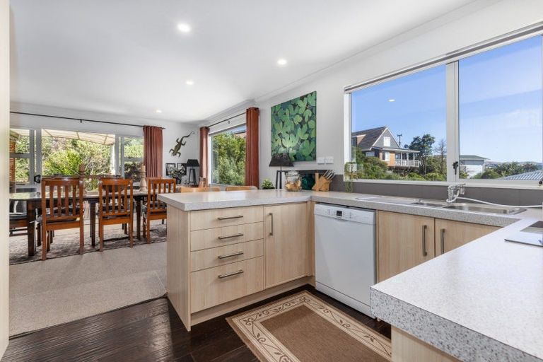 Photo of property in 47 Saint Ives Drive, Camborne, Porirua, 5026