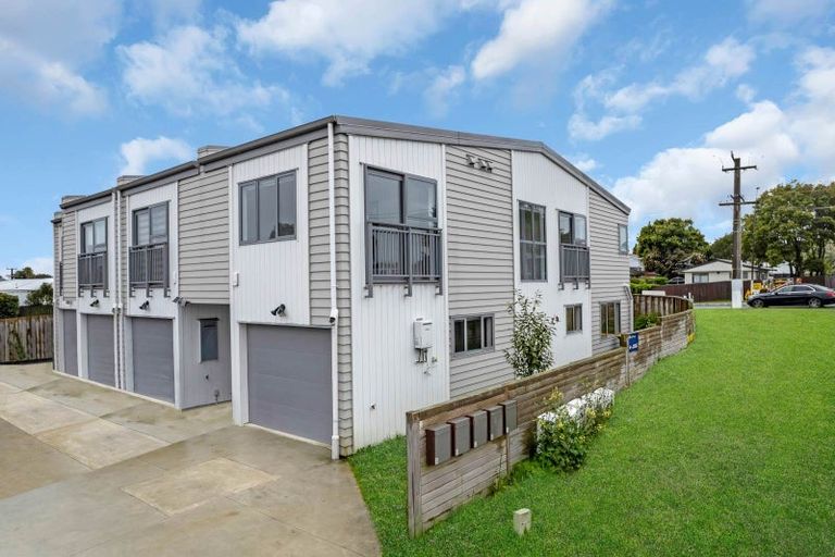 Photo of property in 99a Mahia Road, Wattle Downs, Auckland, 2103