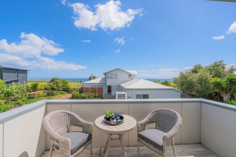Photo of property in 126 Puka Crescent, Matarangi, Whitianga, 3592