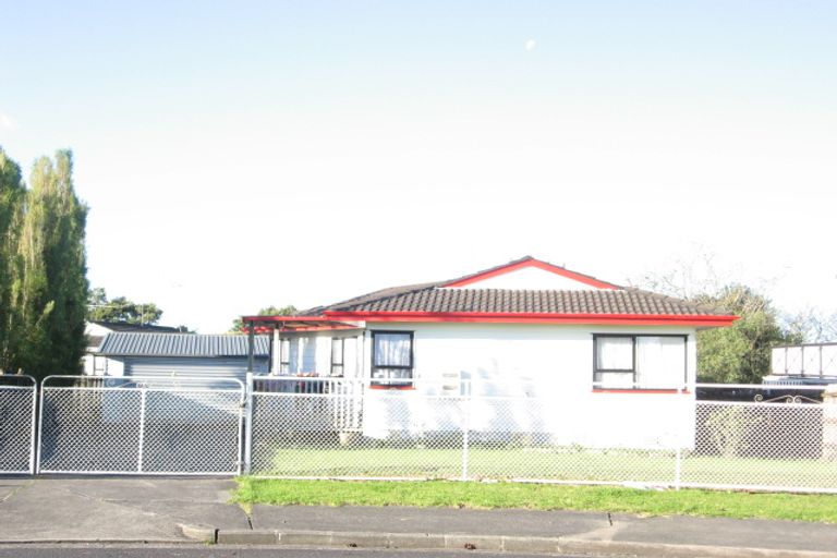 Photo of property in 21 Anglers Way, Wattle Downs, Auckland, 2102