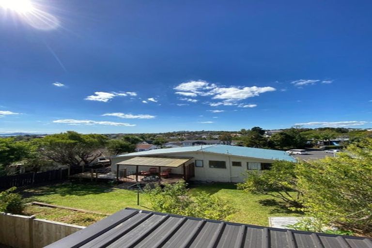 Photo of property in 7/60 Highland Drive, Highland Park, Auckland, 2010