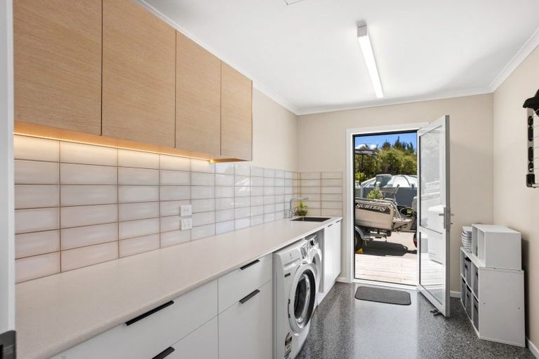 Photo of property in 116 Stratford Drive, Cable Bay, 0420