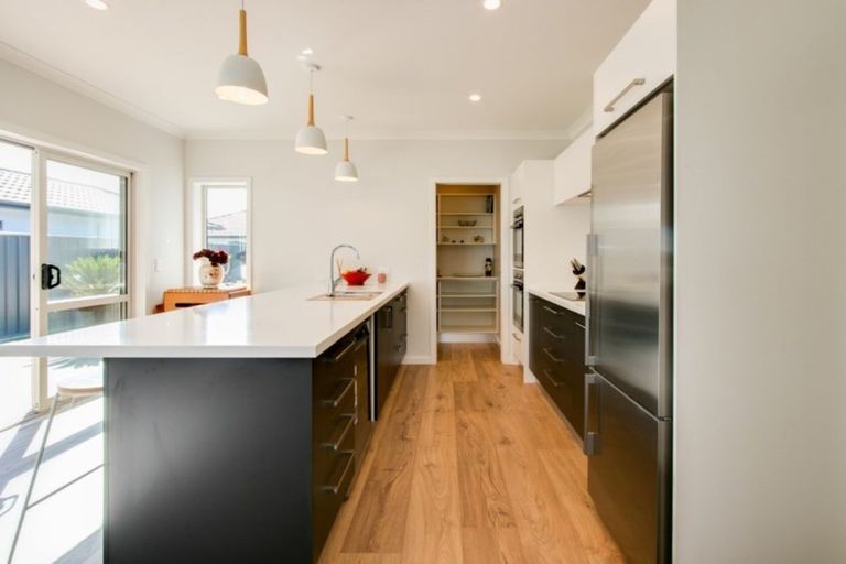 Photo of property in 16 Manganui Place, Te Awa, Napier, 4110