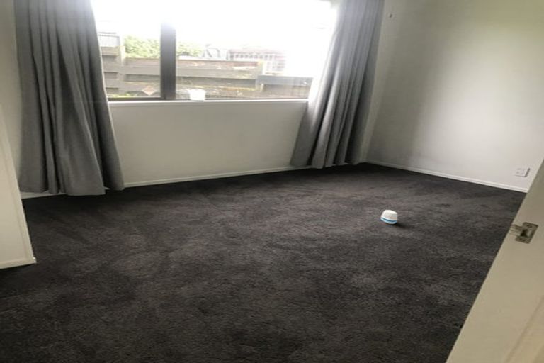 Photo of property in 65 Marendellas Drive, Bucklands Beach, Auckland, 2014