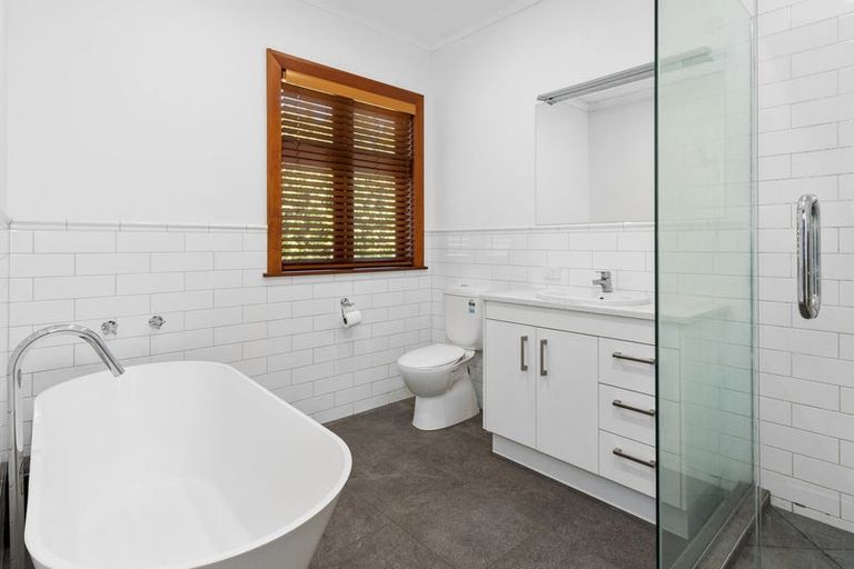 Photo of property in 643 Yaldhurst Road, Yaldhurst, Christchurch, 7676