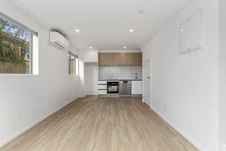 Photo of property in 4/5 King Street, Papakura, 2110