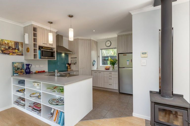 Photo of property in 28a Cotter Street, Greytown, 5712