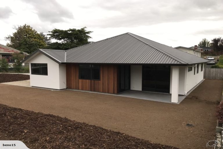 Photo of property in 30a Byron Street, Leamington, Cambridge, 3432