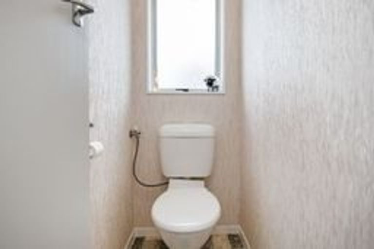 Photo of property in 49 Kaimanawa Street, Kelvin Grove, Palmerston North, 4414