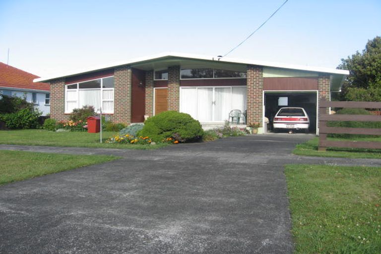 Photo of property in 18 Madras Street, Aramoho, Whanganui, 4500