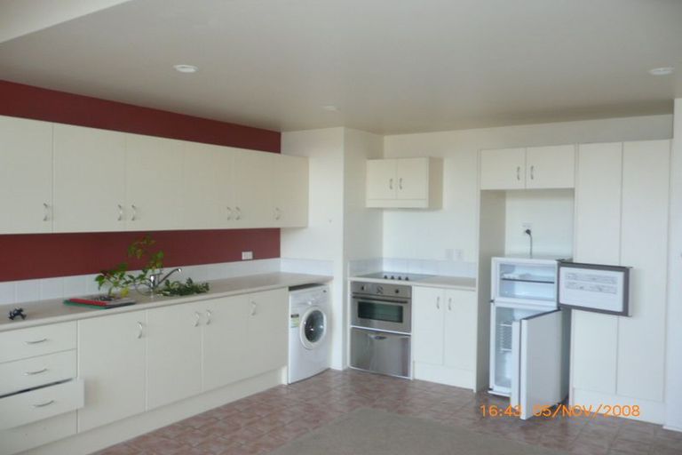 Photo of property in 4f/30 Westward Ho, Glen Eden, Auckland, 0602