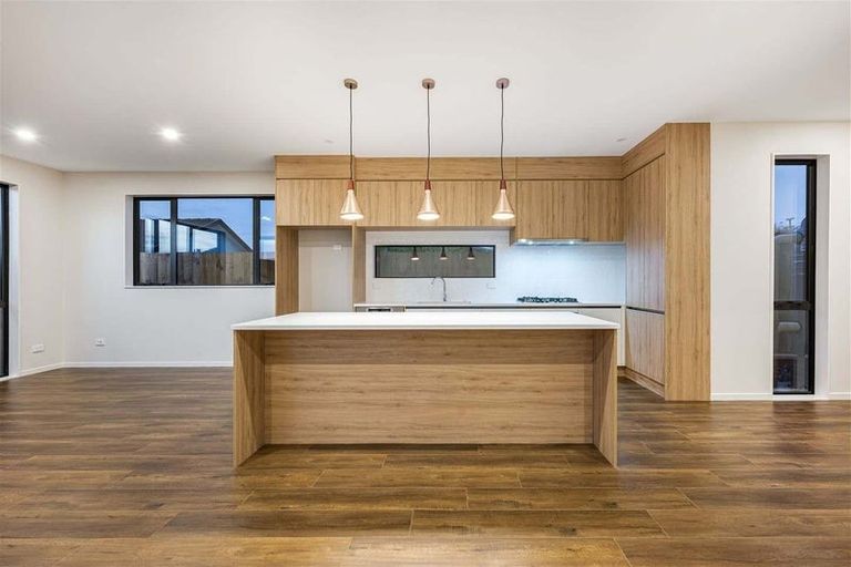 Photo of property in 46a Scott Avenue, Mangere Bridge, Auckland, 2022