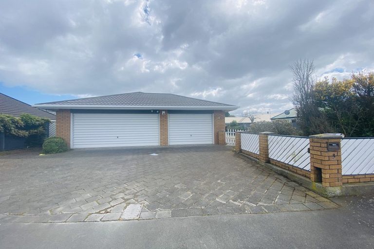 Photo of property in 3 Autumn Place, Mairehau, Christchurch, 8052