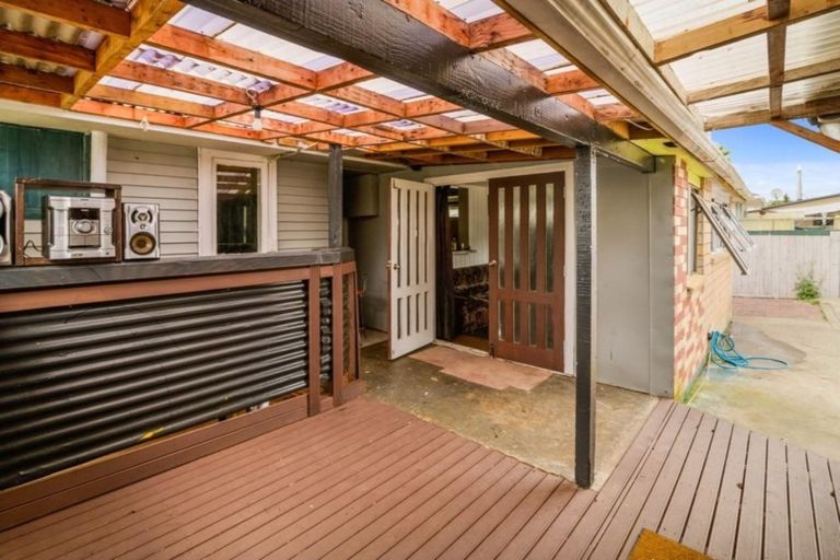 Photo of property in 20 Bellingham Crescent, Fordlands, Rotorua, 3015