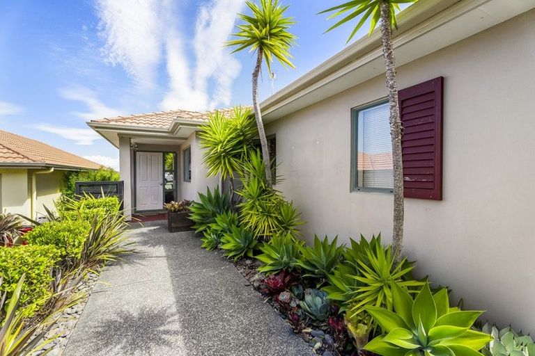 Photo of property in 30 Midshipman Court, Gulf Harbour, Whangaparaoa, 0930