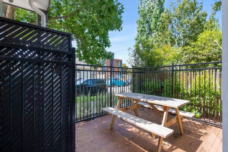 Photo of property in 6 Brookfield Avenue, Onehunga, Auckland, 1061