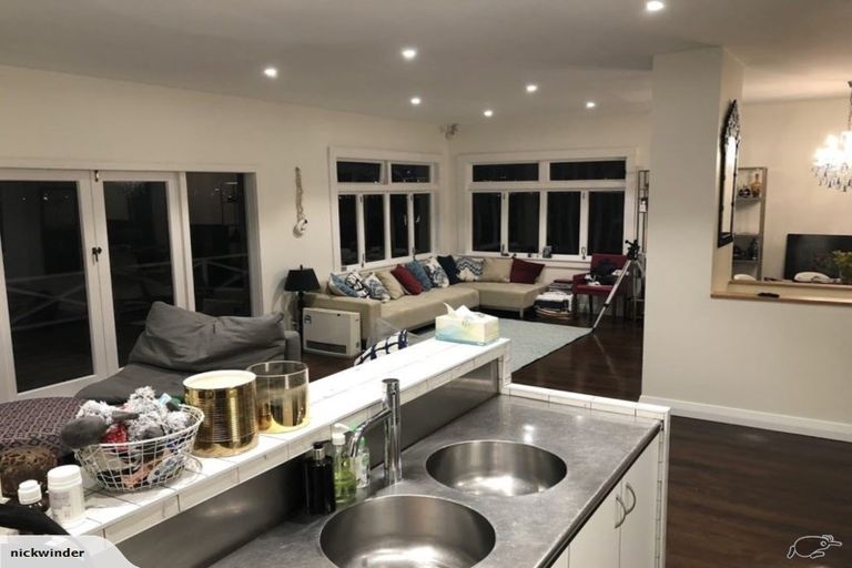 Photo of property in 39 Hinemoa Street, Birkenhead, Auckland, 0626