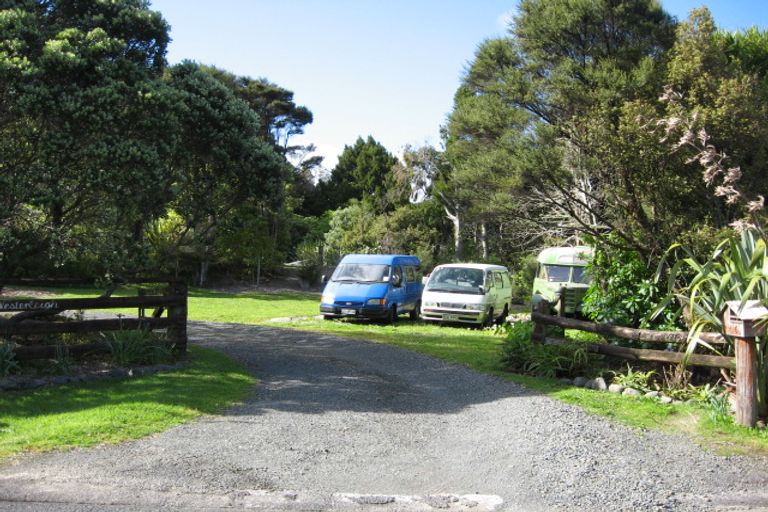 Photo of property in 246 Forest Hill Road, Waiatarua, Auckland, 0612