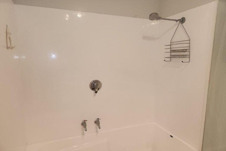 Photo of property in 8/73 Clare Road, St Albans, Christchurch, 8014