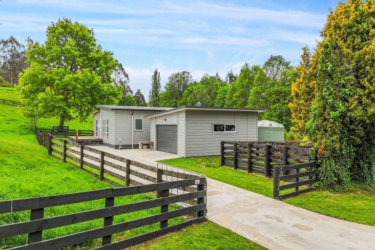 Photo of property in 4 Burnsdale Drive, Ngongotaha Valley, Rotorua, 3072