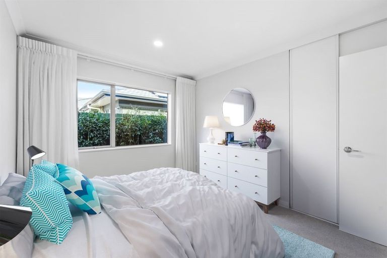 Photo of property in 32a Centreway Road, Orewa, 0931