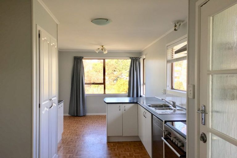 Photo of property in 13 Freya Place, Torbay, Auckland, 0630