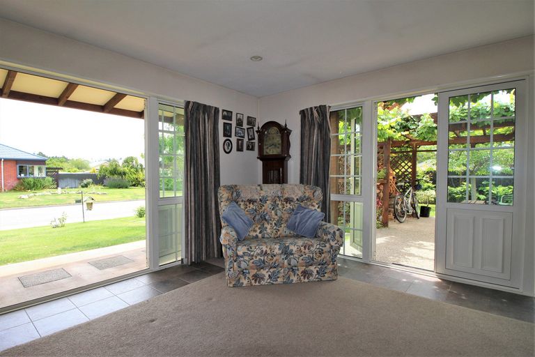 Photo of property in 2 Fir Close, Alexandra, 9320