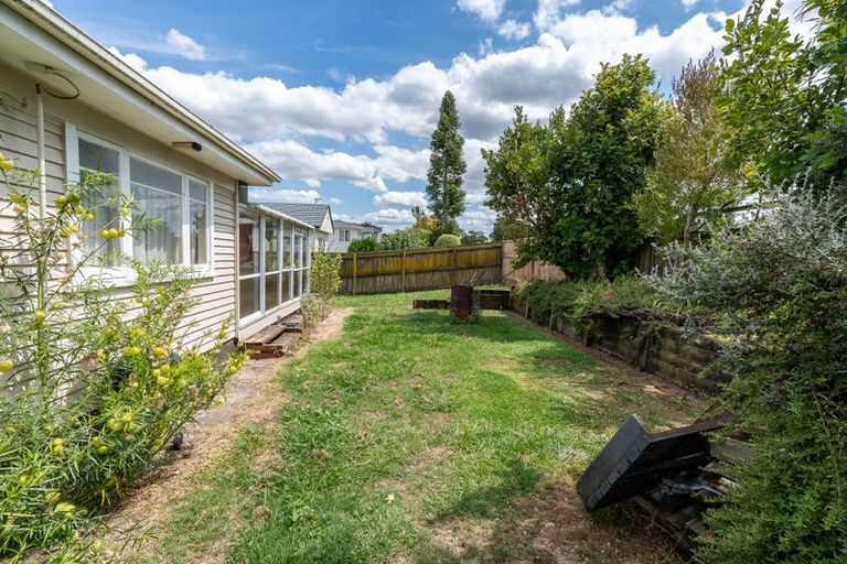 Photo of property in 35 Lake Crescent, Hamilton Lake, Hamilton, 3204