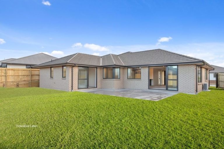 Photo of property in 18 Peter Bourne Drive, Pokeno, 2402