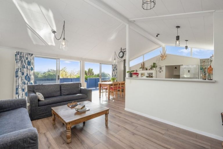 Photo of property in 4 Arrowsmith Avenue, Waipahihi, Taupo, 3330