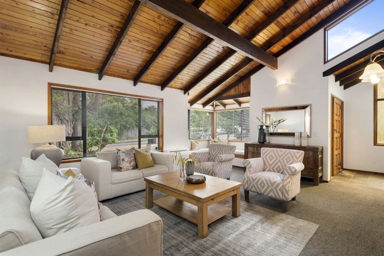 Photo of property in 5 Totara Grove, Hillcrest, Auckland, 0627